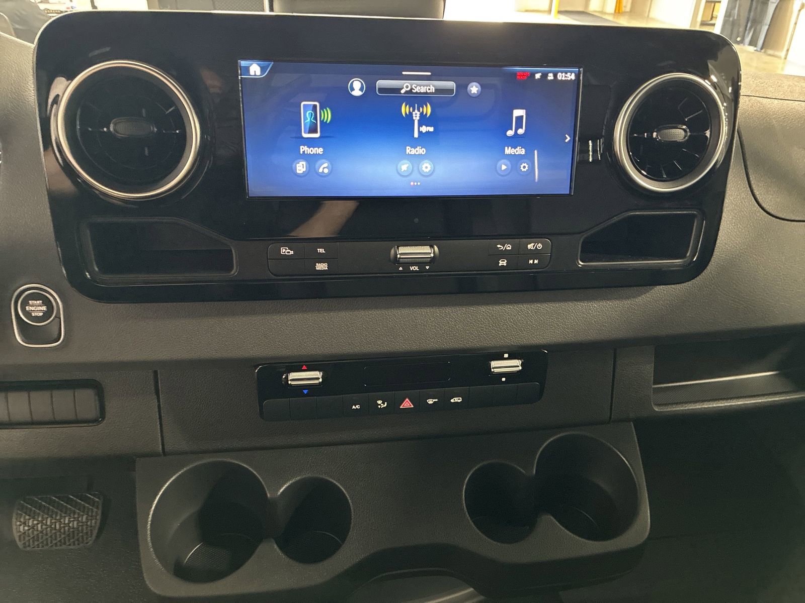New 2025 Mercedes-Benz Sprinter 2500 image 10
