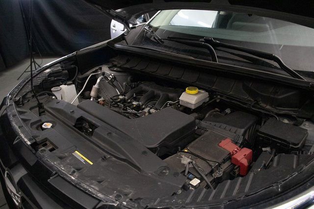 Used 2023 Nissan Pathfinder SV w/ SV Premium Package image 29