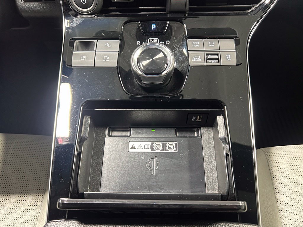 Certified 2023 Toyota bZ4X AWD image 27