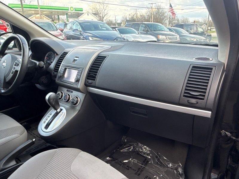 Used 2012 Nissan Sentra 2.0 SR w/ Special Edition Pkg image 15