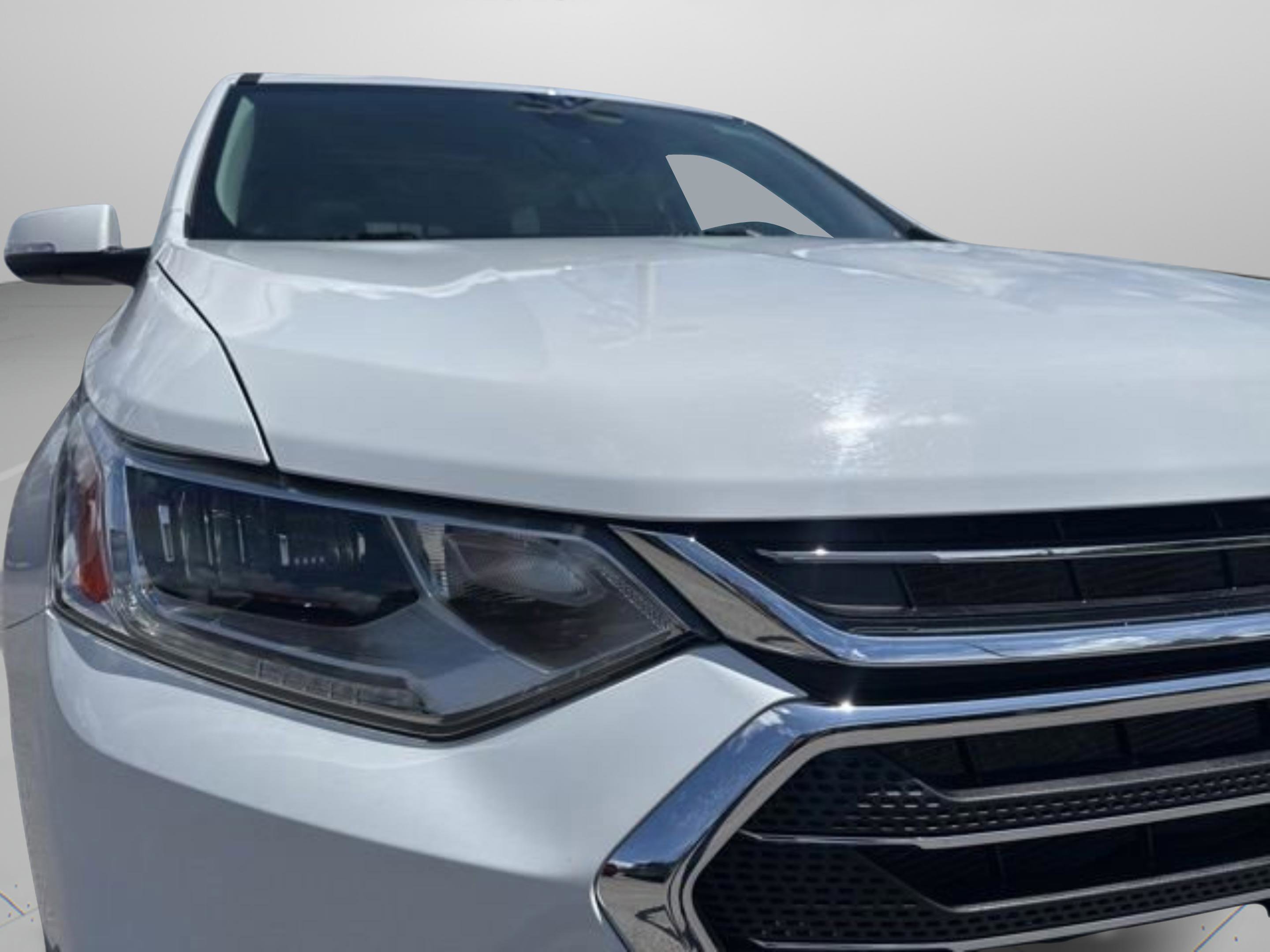 Used 2021 Chevrolet Traverse Premier FWD image 37
