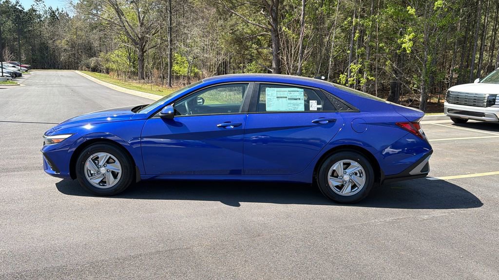 New 2026 Hyundai Elantra SE image 8