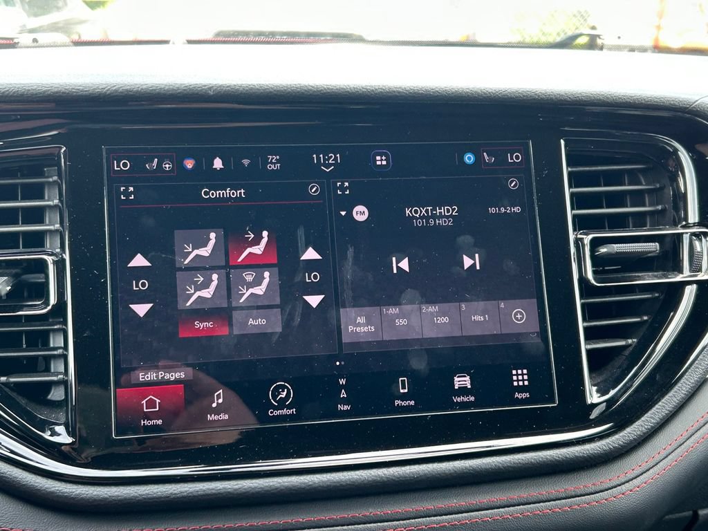 Used 2025 Dodge Durango GT AWD/4WD image 30