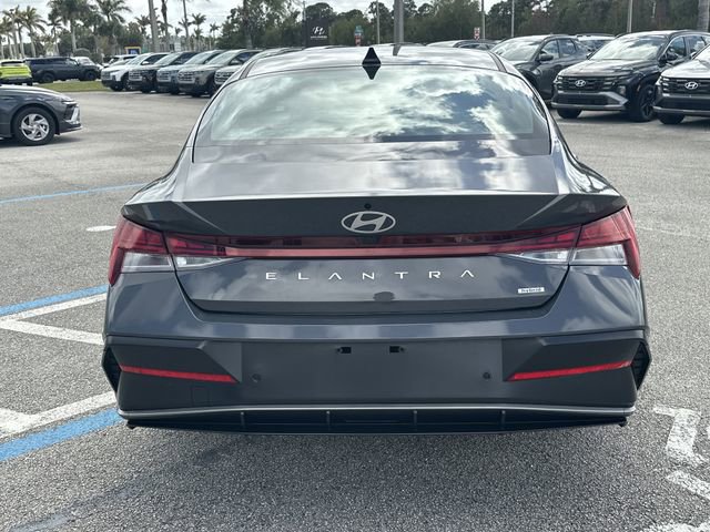 Certified 2024 Hyundai Elantra Limited image 8