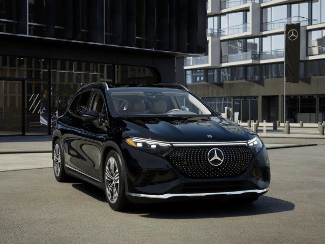New 2026 Mercedes-Benz EQS 400 4MATIC SUV image 11