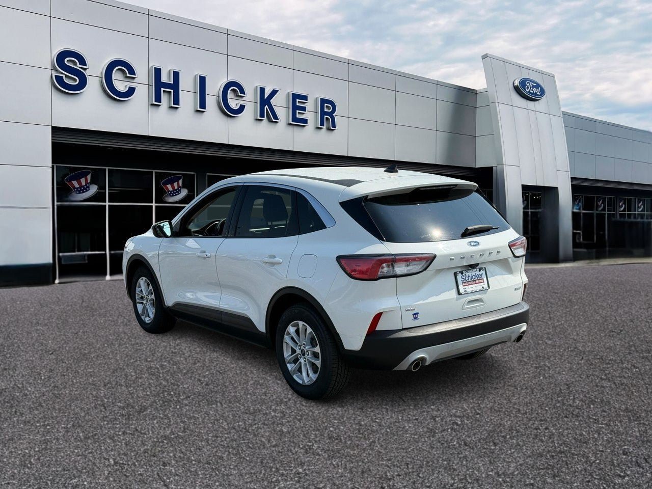 Used 2020 Ford Escape SE FWD image 3