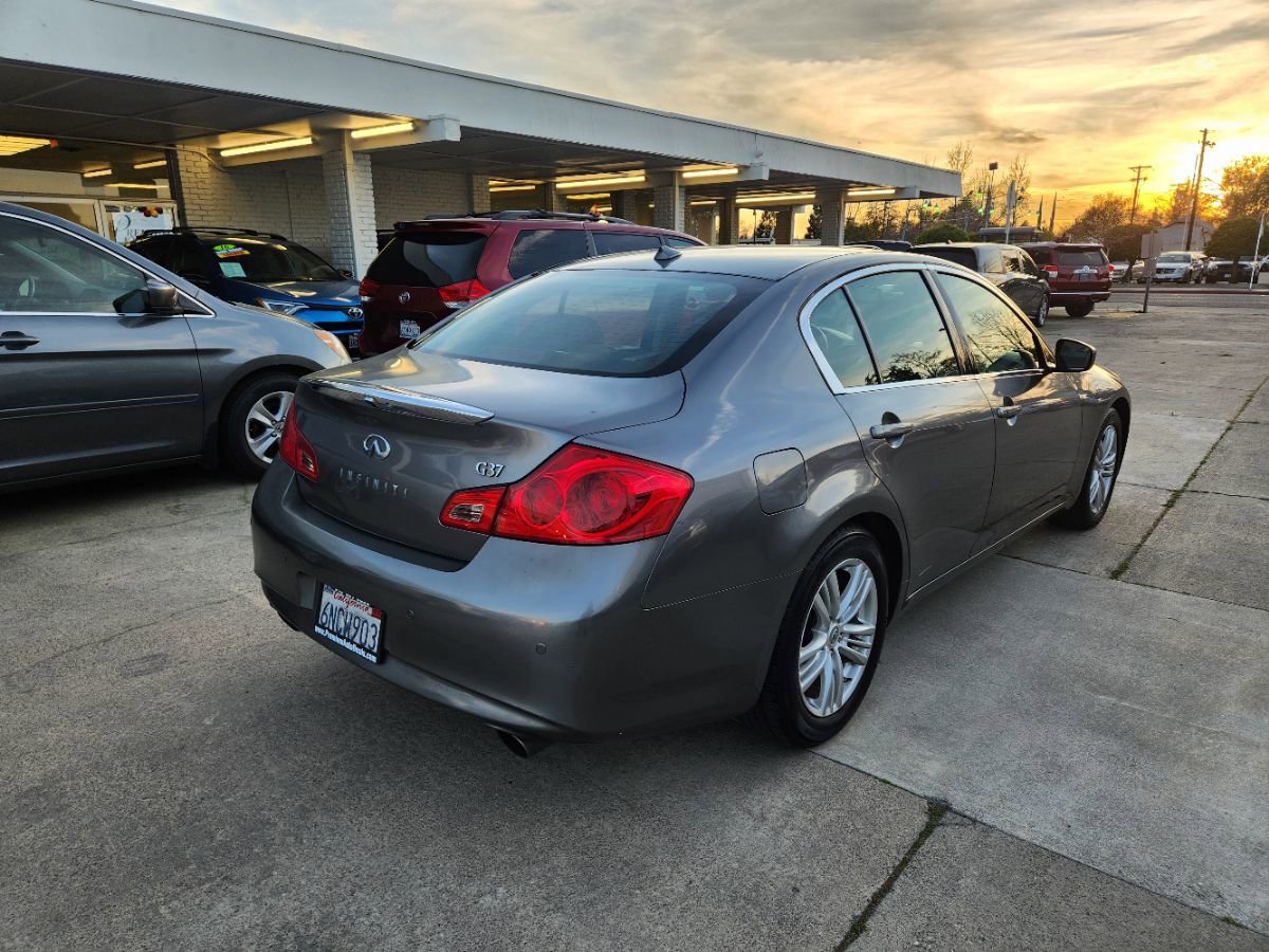 Used 2010 INFINITI G37 Journey w/ Premium Pkg RWD image 6