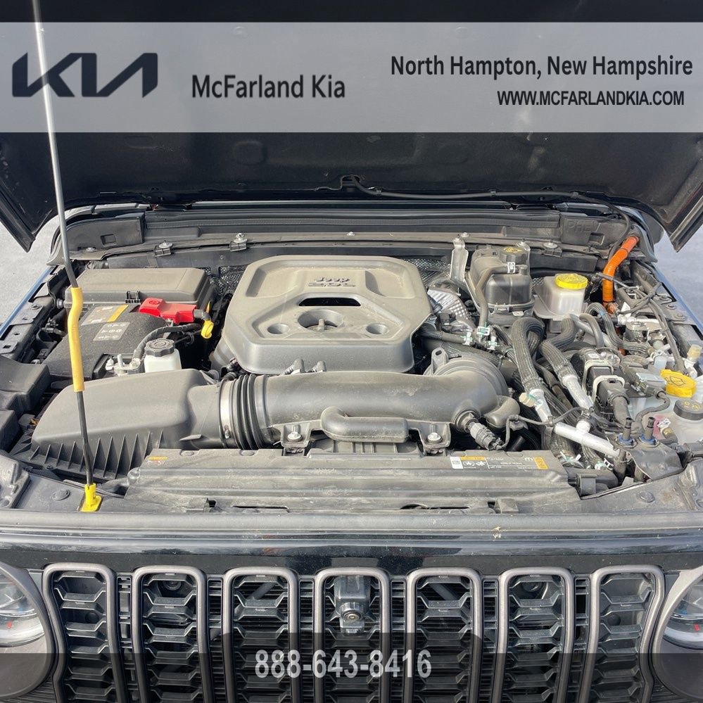 Used 2024 Jeep Wrangler Unlimited Rubicon 4xe image 29