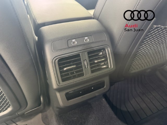 Used 2025 Audi Q5 Premium w/ Convenience Package AWD/4WD image 26