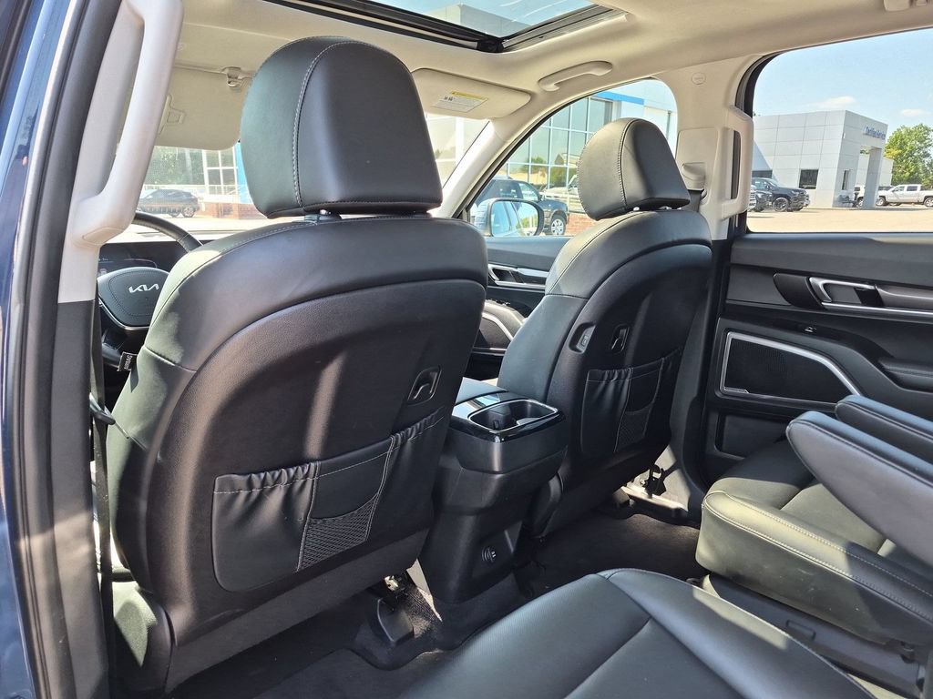 Used 2025 Kia Telluride S FWD image 33