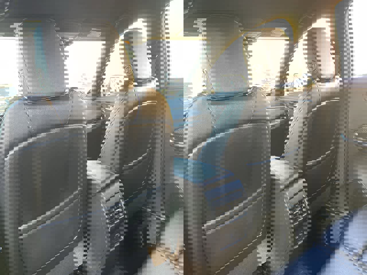 Certified 2024 Cadillac XT4 Sport w/ LPO, Floor Liner Package image 20