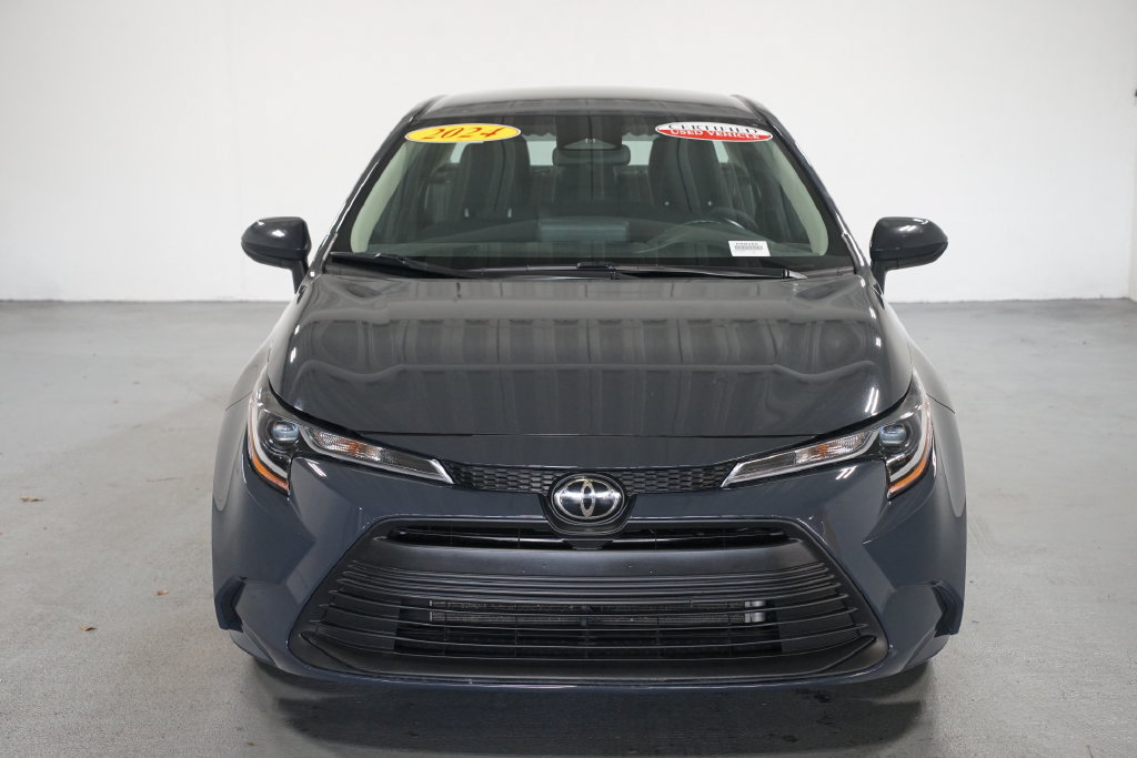Certified 2024 Toyota Corolla LE FWD image 2