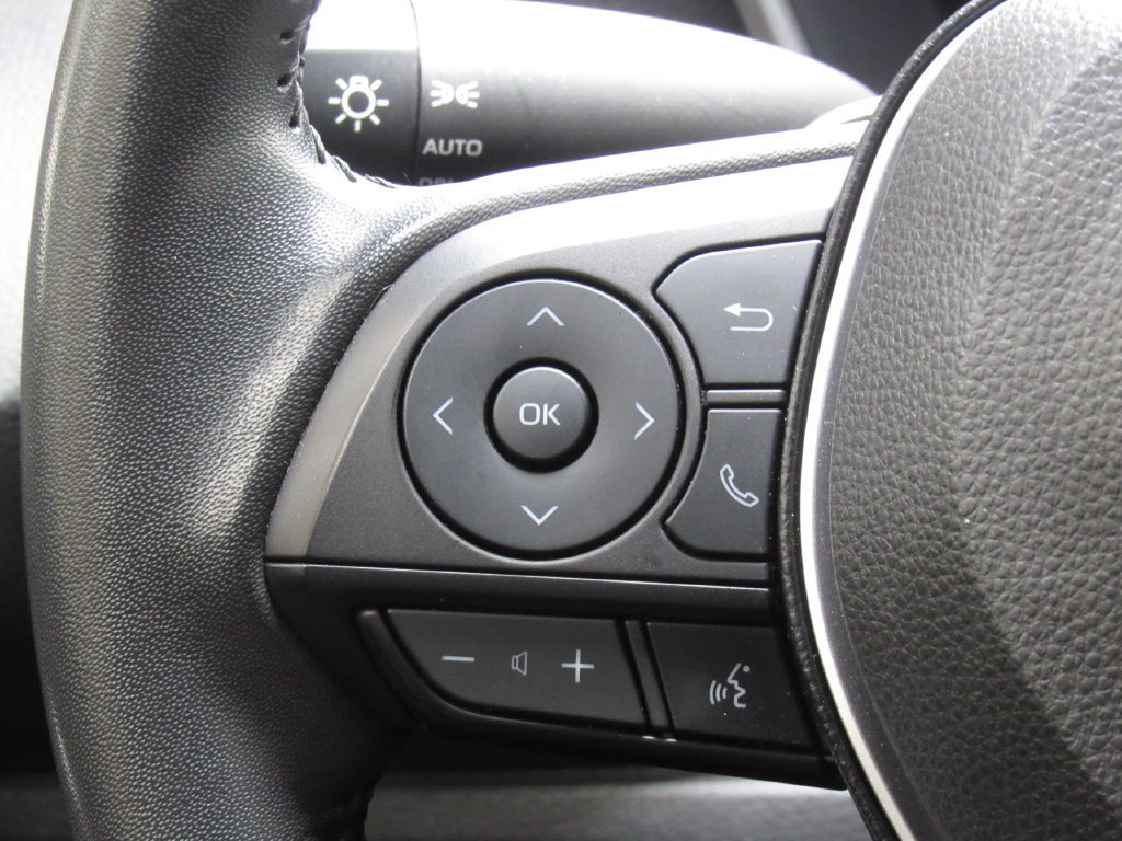 Used 2024 Toyota Corolla XSE FWD image 23