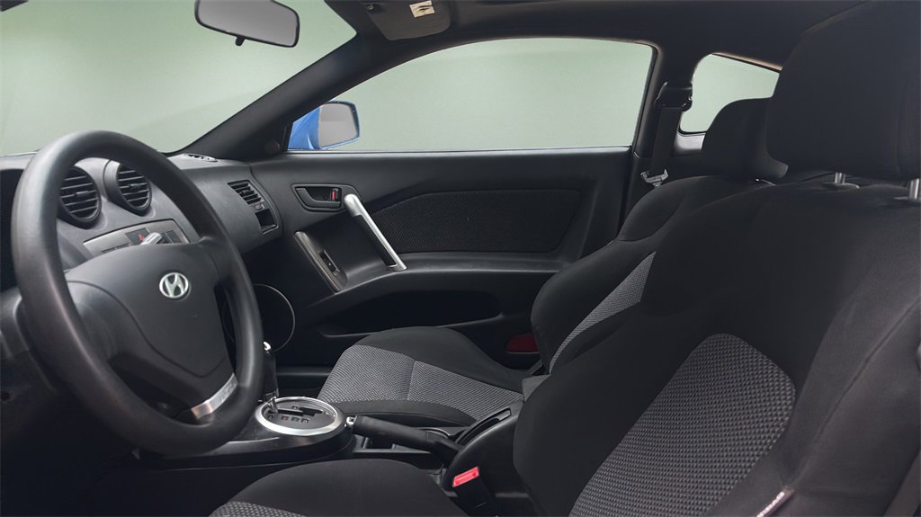 Used 2004 Hyundai Tiburon GT image 16