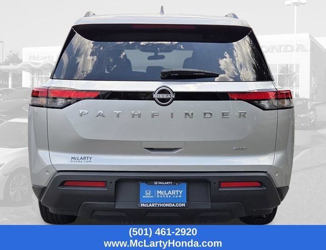 Used 2025 Nissan Pathfinder SV AWD/4WD image 6
