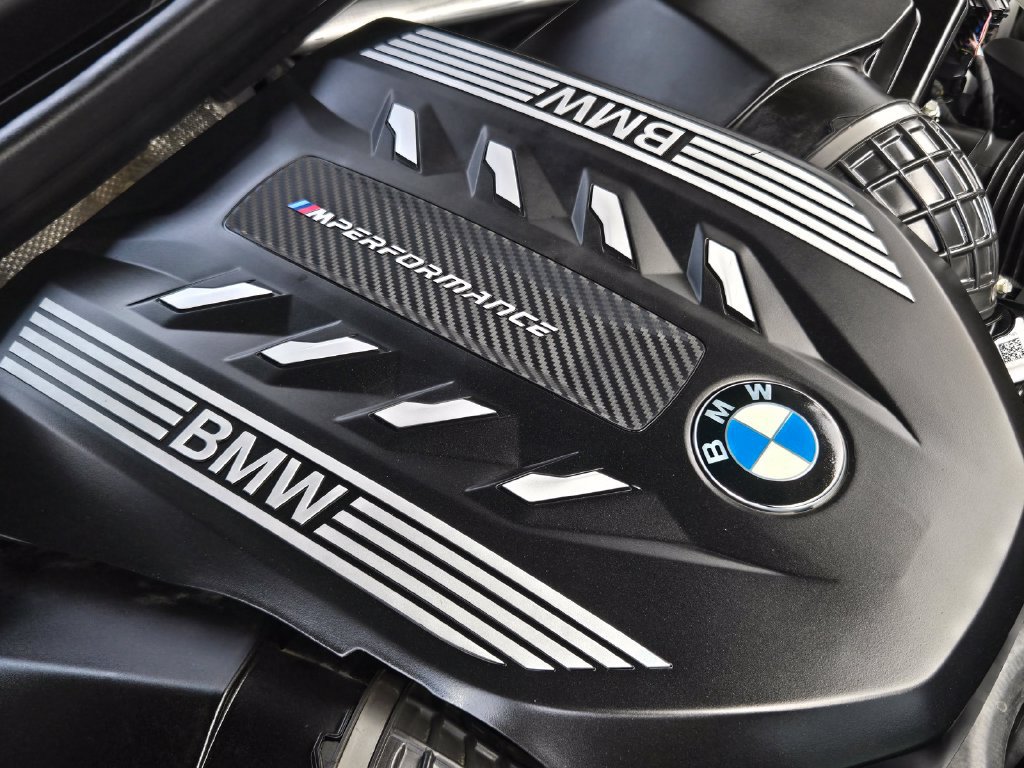 Used 2023 BMW X5 M50i w/ Executive Package AWD/4WD image 42