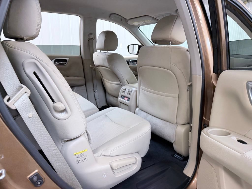 Used 2017 Nissan Pathfinder SV w/ Cargo Package FWD image 32