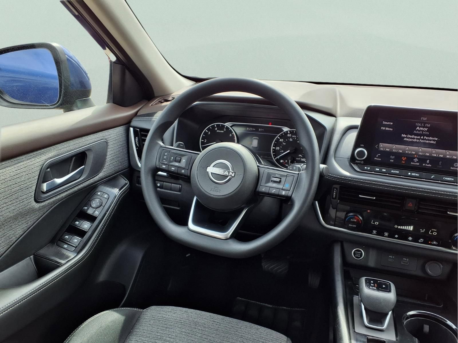 Used 2022 Nissan Rogue SV image 15