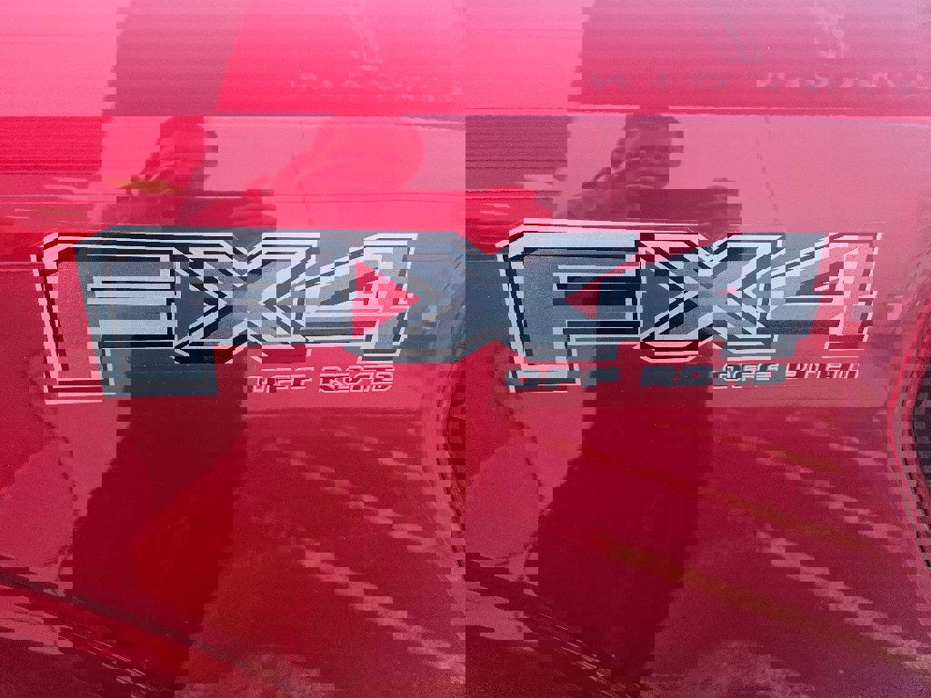 New 2025 Ford F150 Lariat w/ Equipment Group 501A Mid image 29