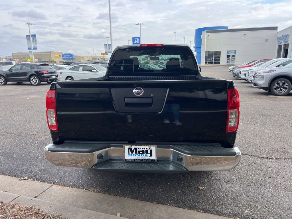 Used 2017 Nissan Frontier S image 6