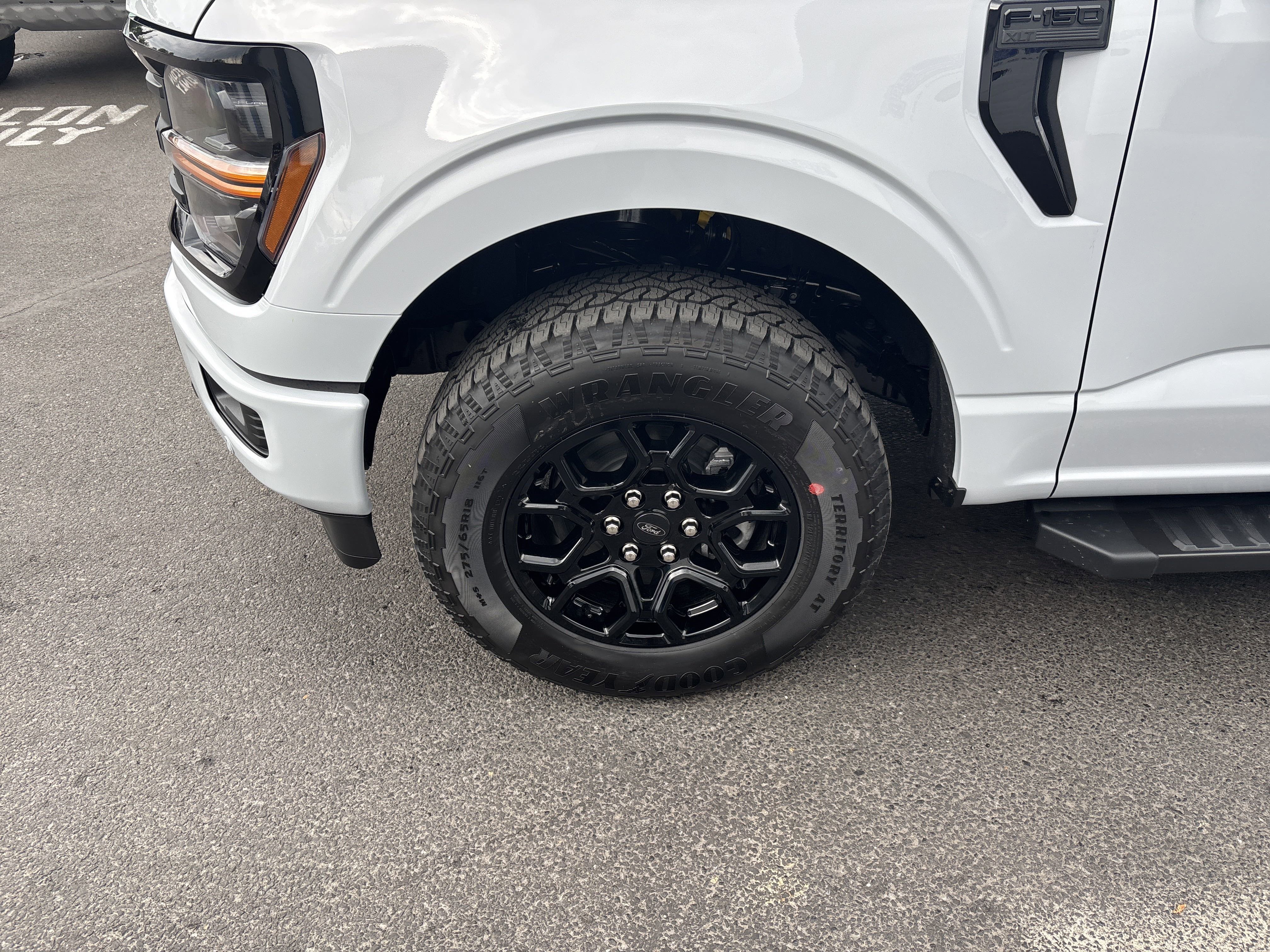 New 2025 Ford F150 XLT w/ Equipment Group 302A MID image 11