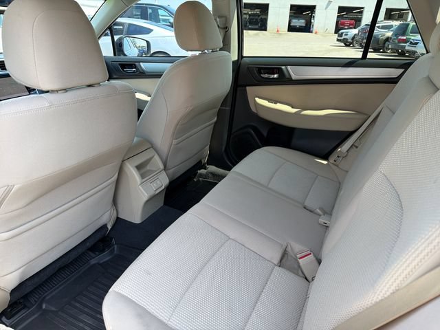 Used 2019 Subaru Outback 2.5i Premium AWD/4WD image 22