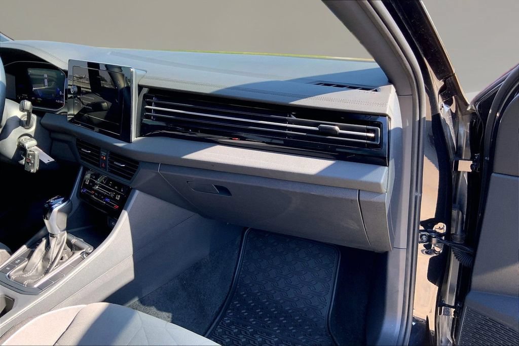 Certified 2026 Volkswagen Jetta Sport FWD image 16