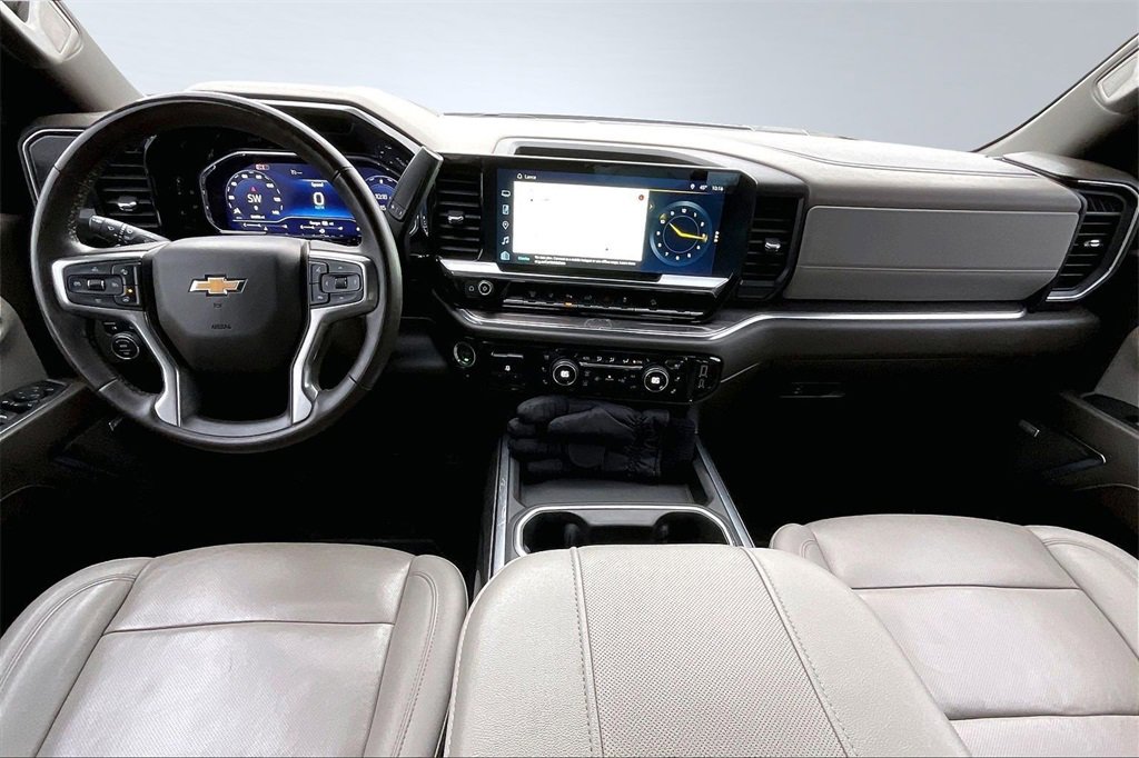 Used 2024 Chevrolet Silverado 2500 LTZ w/ LTZ Plus Package image 16