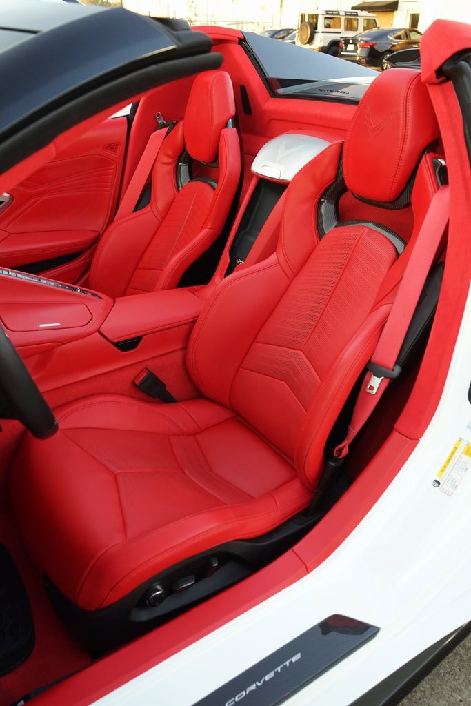 Used 2025 Chevrolet Corvette Z06 w/ Z07 Performance Package image 7