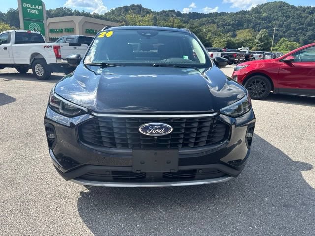 Used 2024 Ford Escape Platinum AWD/4WD image 3