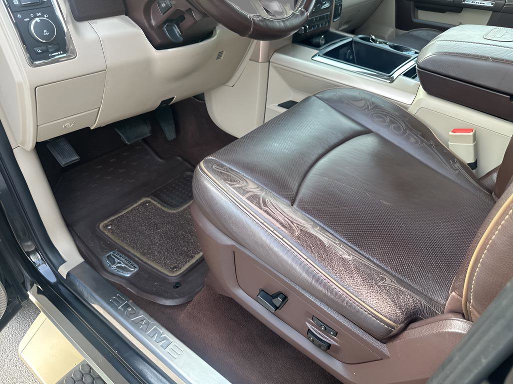 Used 2015 RAM 1500 Laramie Longhorn w/ Convenience Group image 28