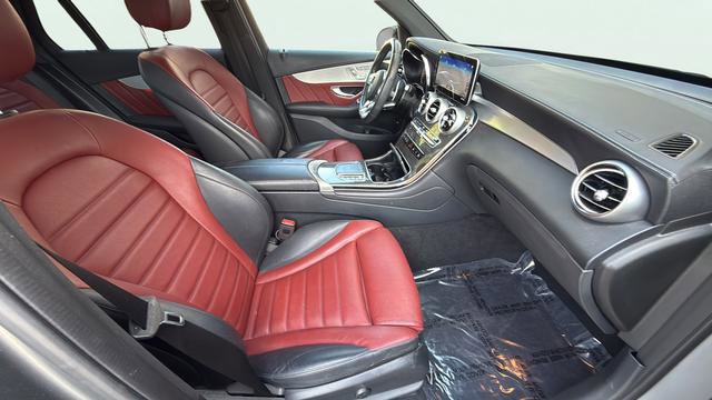 Used 2022 Mercedes-Benz GLC 43 AMG 4MATIC image 22