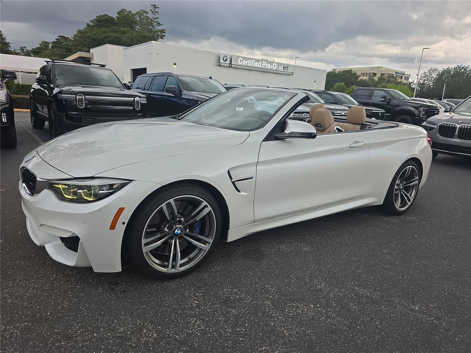 Used 2018 BMW M4 Convertible RWD image 6