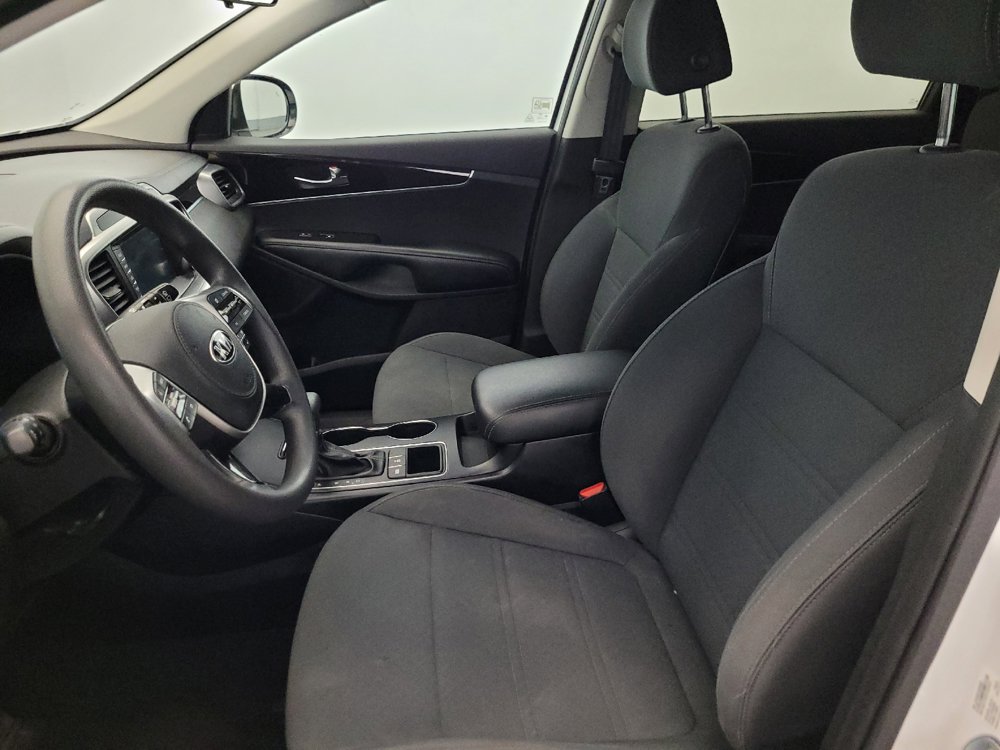 Used 2019 Kia Sorento AWD image 17