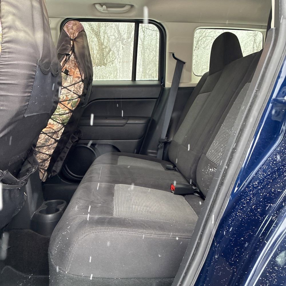 Used 2016 Jeep Patriot Latitude w/ Sun/Sound Group image 23