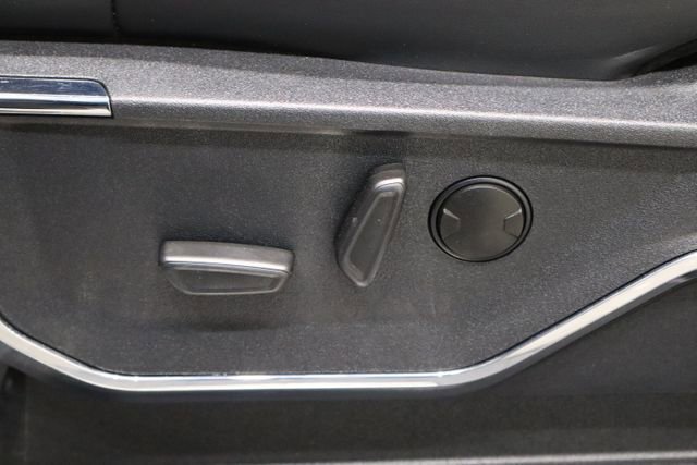 Used 2023 Ford F250 Platinum image 16