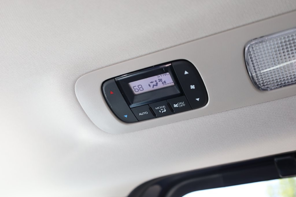 New 2026 Honda Odyssey Touring image 30