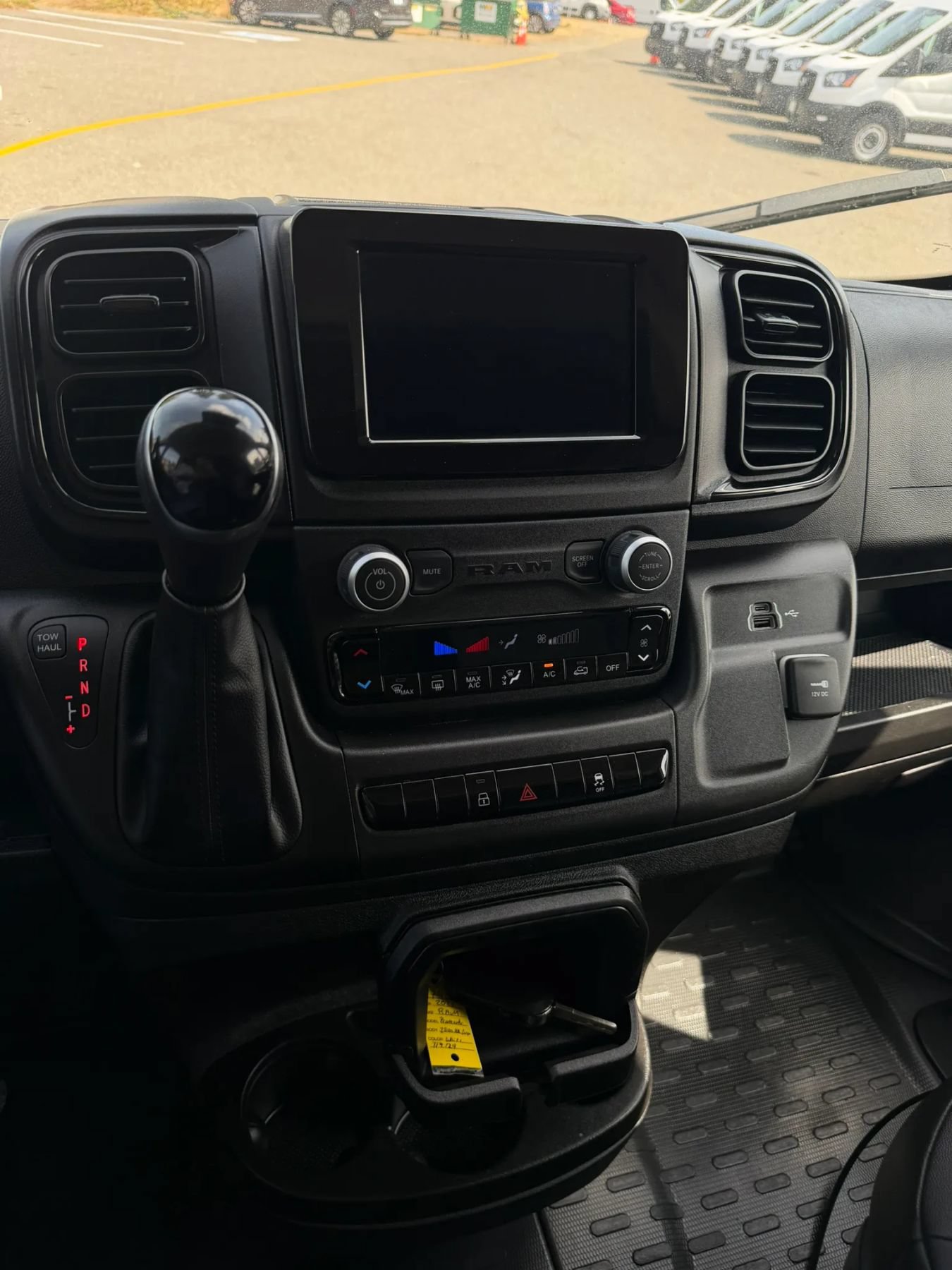 Used 2025 RAM ProMaster 3500 w/ Convenience Group FWD image 35