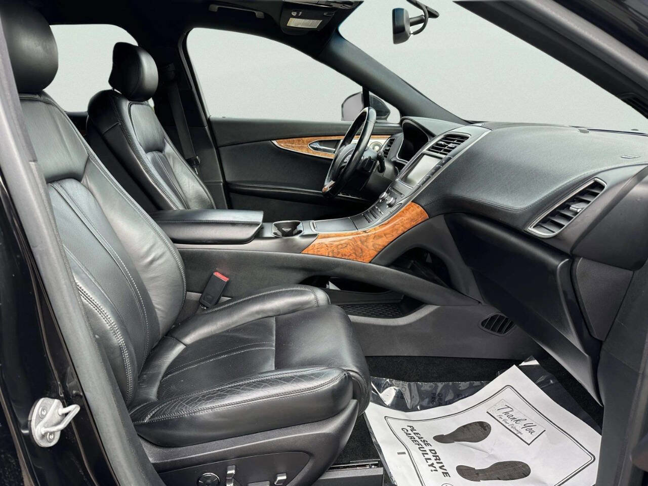 Used 2016 Lincoln MKX Reserve w/ Luxury Package image 21