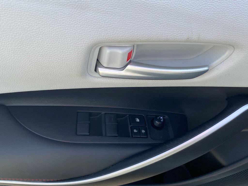 Used 2024 Toyota Corolla SE image 19