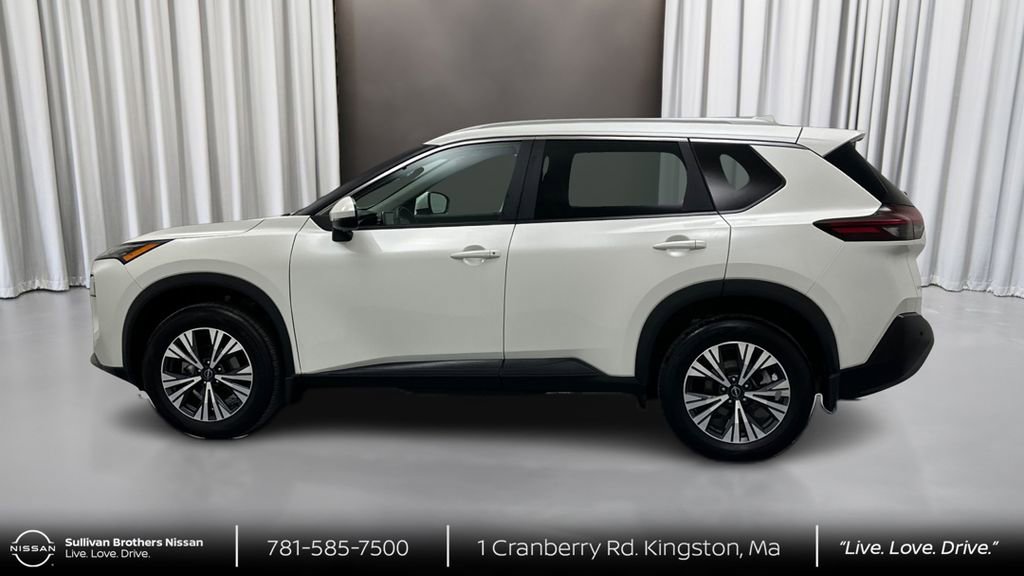 Certified 2022 Nissan Rogue SV w/ SV Premium Package image 8