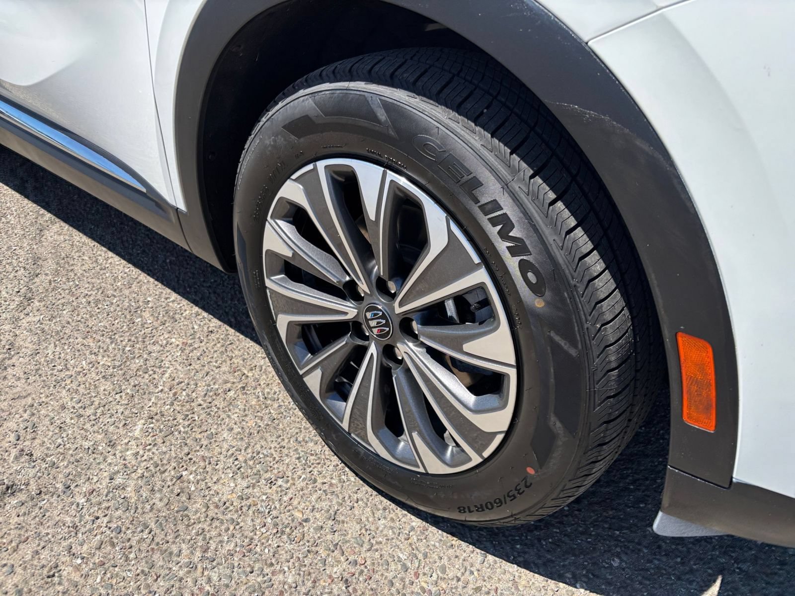 Used 2024 Buick Envision Preferred AWD/4WD image 29