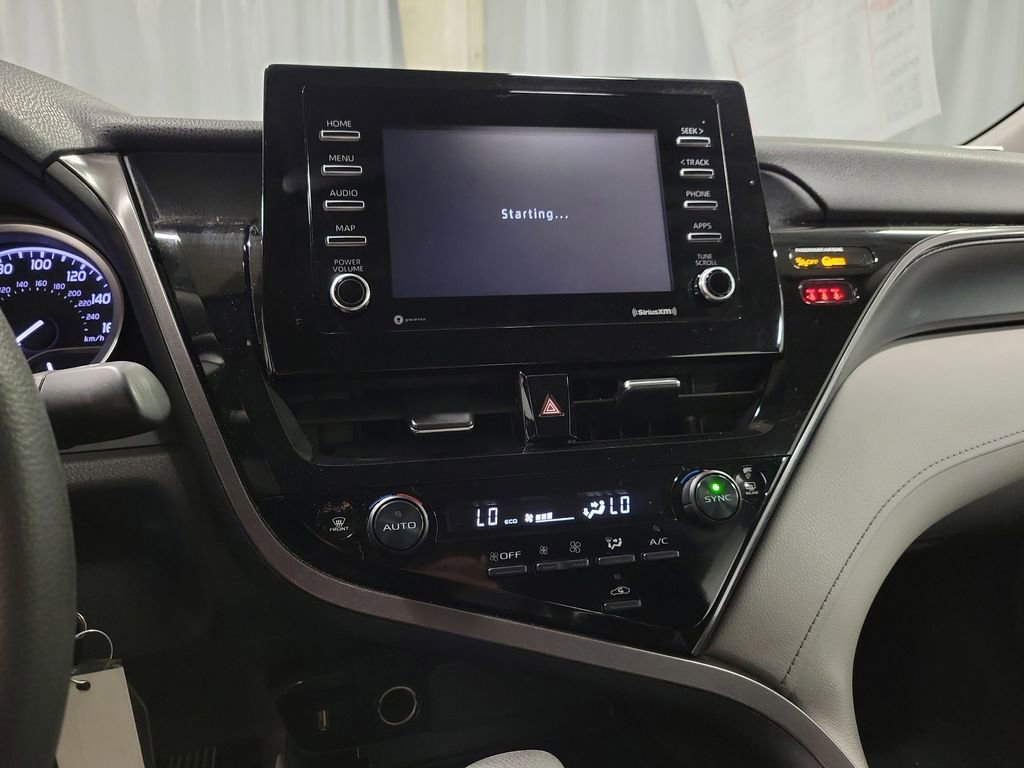 Used 2022 Toyota Camry LE AWD/4WD image 15
