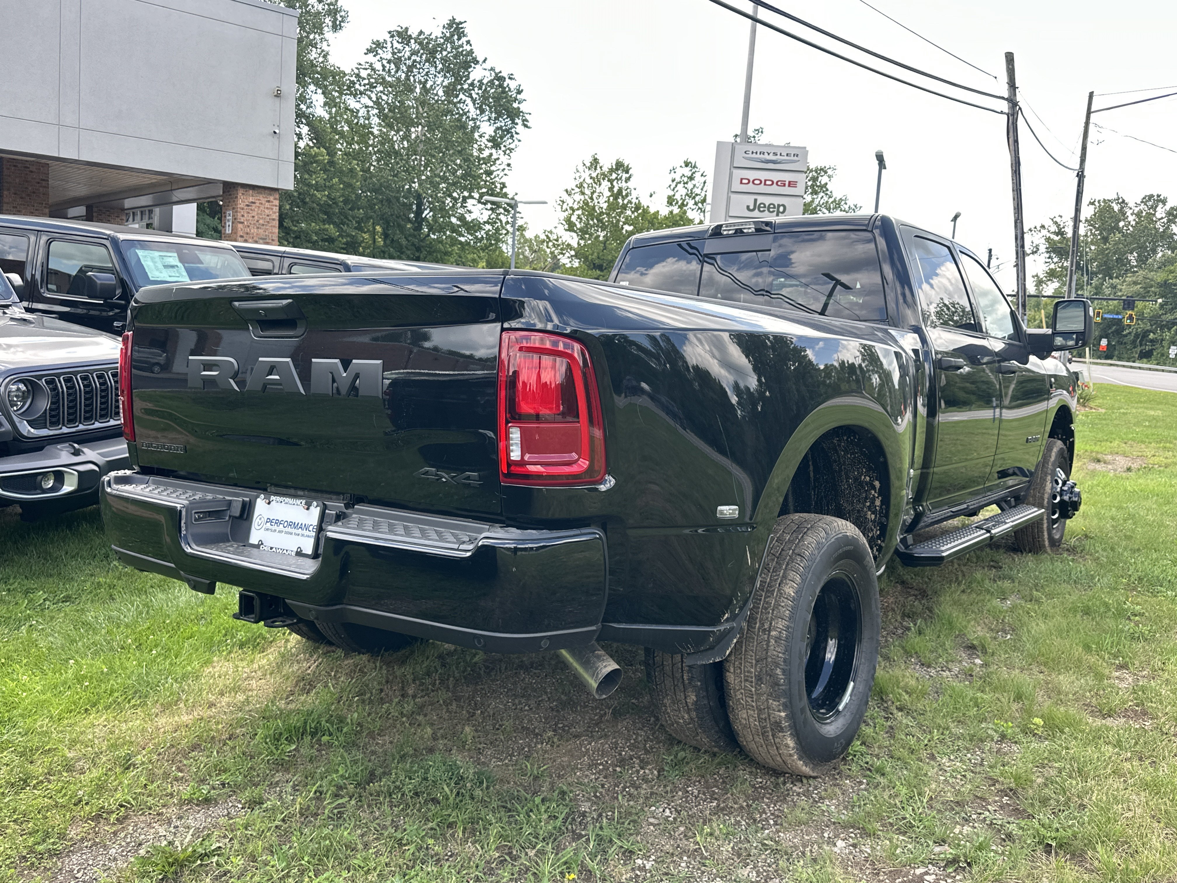 New 2026 RAM 3500 Big Horn AWD/4WD image 16