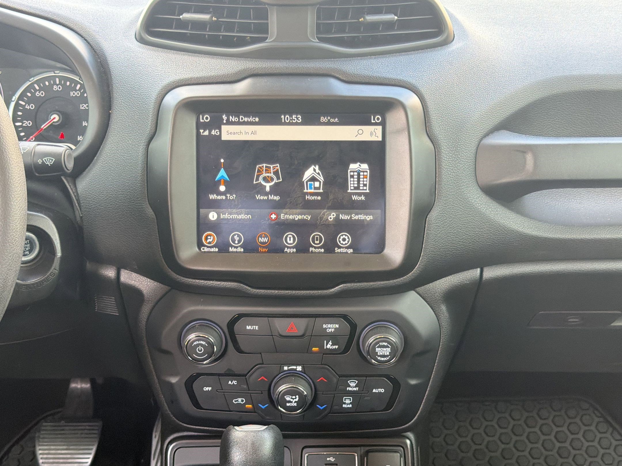 Used 2023 Jeep Renegade Latitude AWD/4WD image 27