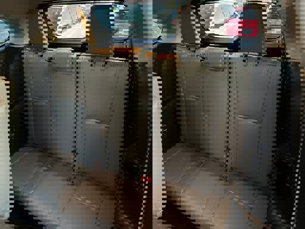 Used 2020 Toyota Highlander Limited image 20