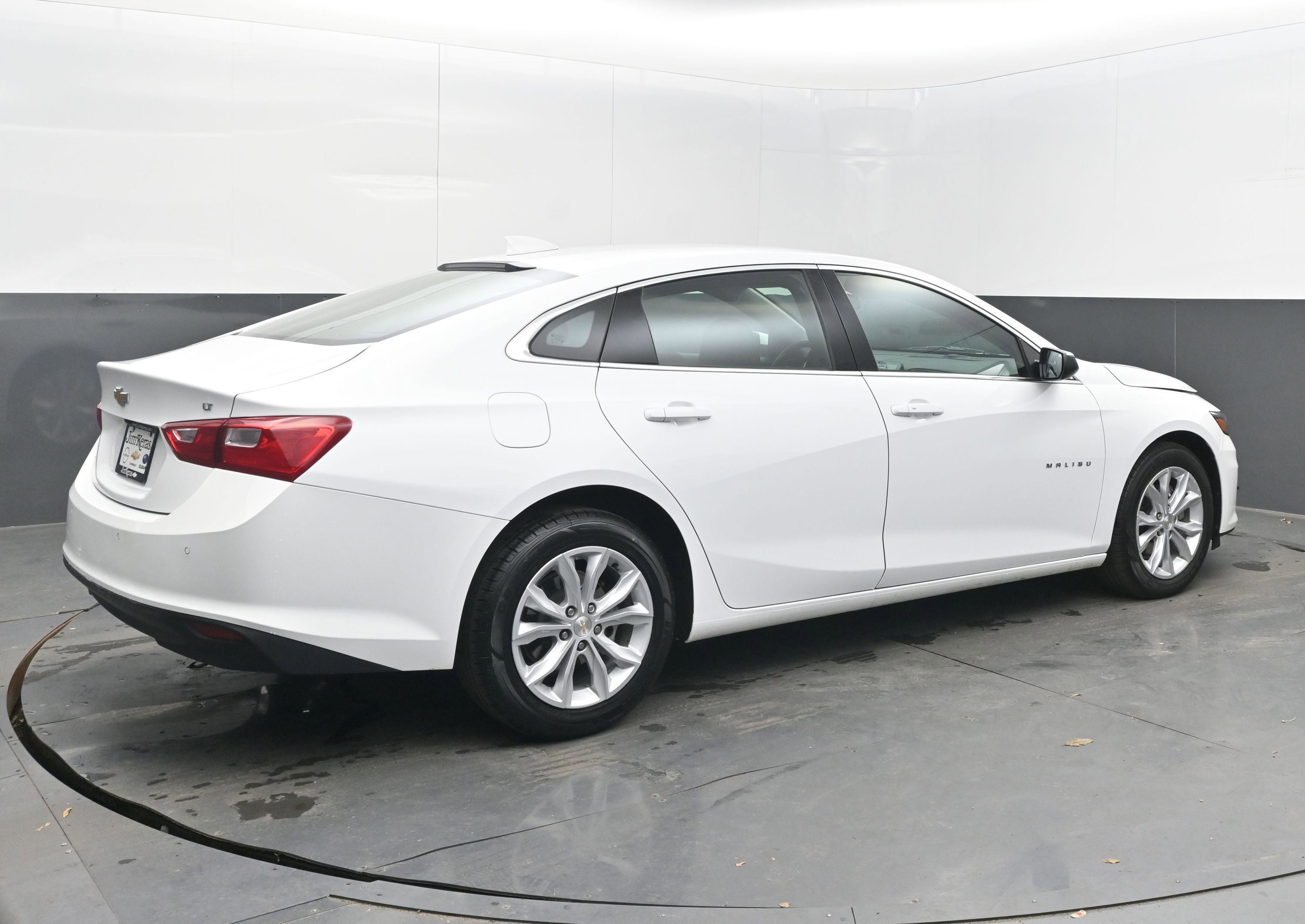 Used 2024 Chevrolet Malibu LT image 9