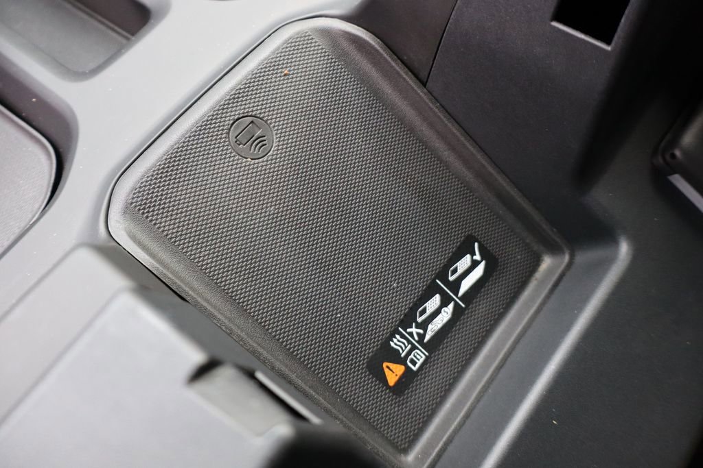 Used 2022 Chevrolet Silverado 1500 LT Trail Boss w/ LT Trail Boss Premium Package image 29