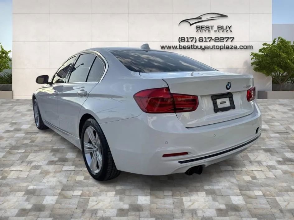 Used 2018 BMW 330i Sedan RWD image 4