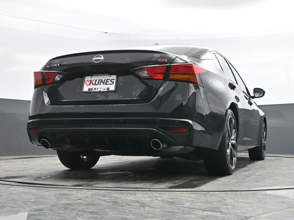 Used 2025 Nissan Altima 2.5 SR image 42